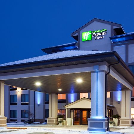 Holiday Inn Express & Suites Winner By Ihg Luaran gambar