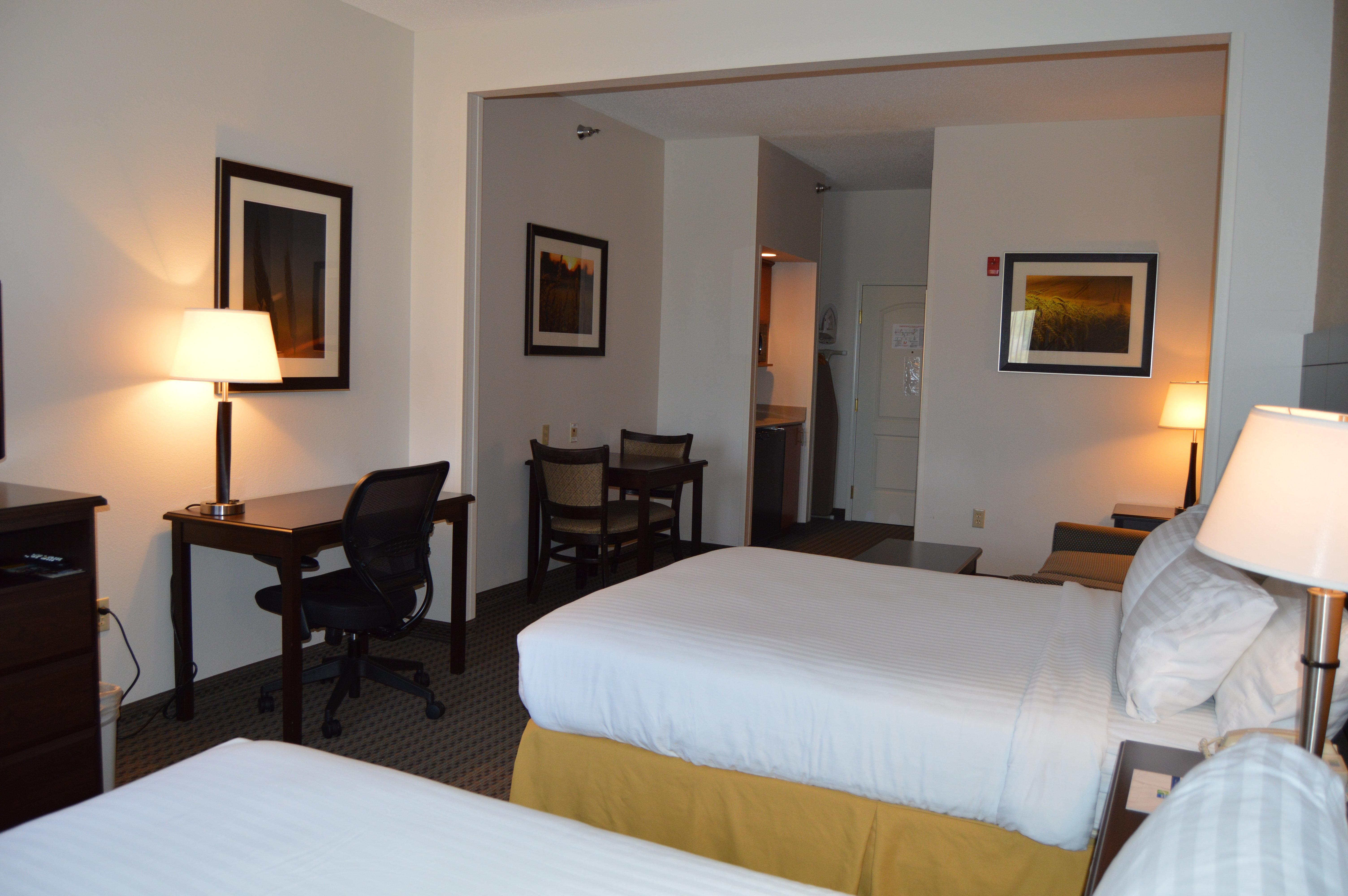 Holiday Inn Express & Suites Winner By Ihg Luaran gambar